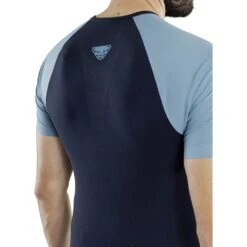 Dynafit Ultra 3 S-Tech Short Sleeve Tee Homme 10 Dynafit Ultra 3 S-Tech Short Sleeve Tee Homme -Salomon Vetements Boutique main 08 0000071426 3011 DETAIL 2 265b