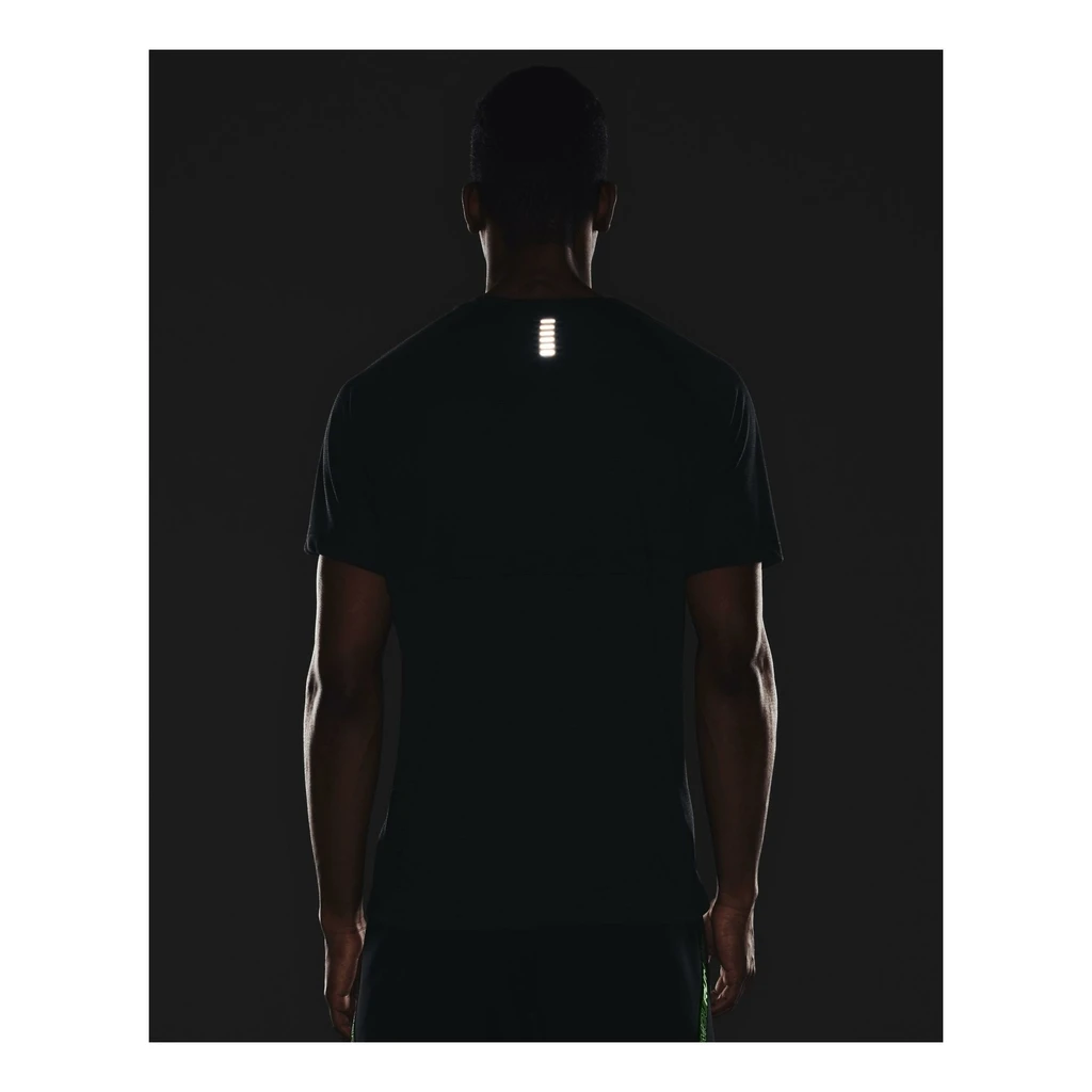 Under Armour Streaker Short Sleeve Homme Noir 5 Under Armour Streaker Short Sleeve Homme Noir – Image 5