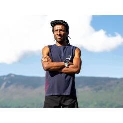 Compressport Performance Tank Homme Bleu Marine -Salomon Vetements Boutique main performance tankmandark blue 2 1 a83b